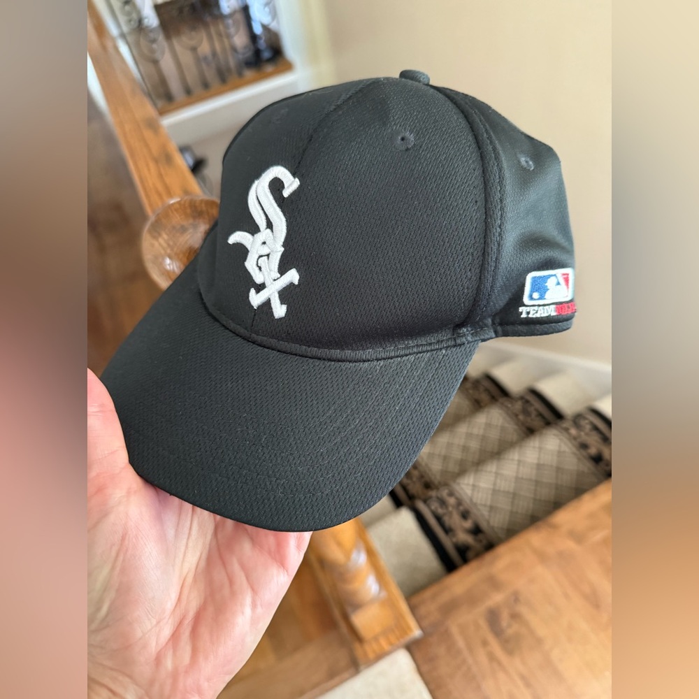 Team MLB Sox hat black and white